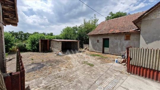 Ruski Krstur, Kuća 141 m2 na placu od 610 m2