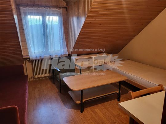 Soba na Voždovcu , Banjica