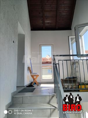 Sremska Kamenica, Tatarsko Brdo, Kuća, 4, 167,00m2