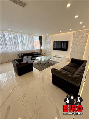 Sremska Kamenica, Tatarsko Brdo, Stan, 4, 100,00m2