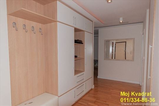 Stan  na  TOP lokaciji!