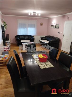 Temerin, Centar, Kuća, 4, 130,00m2