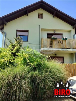 Kuća,Veternik,Centar,kv: 162.00, € 193000, ID: 300
