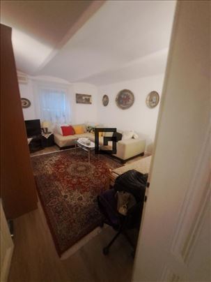 Botanička bašta-Ruvarčeva, odličan ID#1814