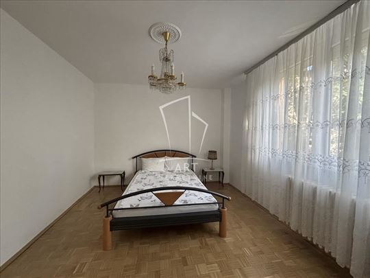 Botanička, polunamešten stan, mereno 63m2 ID#12677