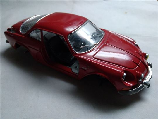 Burago Renault Alpine A110, 1:24,Italy. Fale vrata