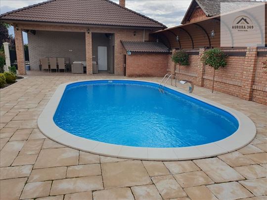 Ekskluzivno. Luksuzno Imanje U Bajkovitom Sremu