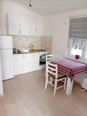 Garsonjera 23m2, Kumodraž, Voždovac