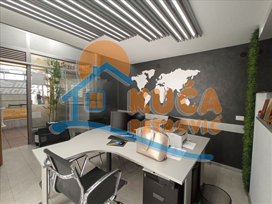 Izdaje se lokal u TPC Kalča !