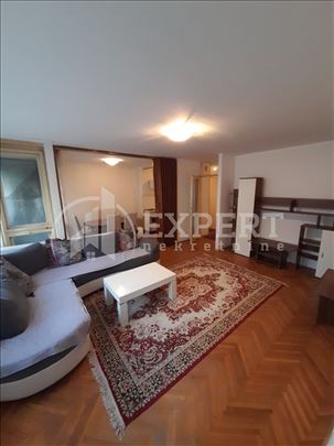 Izdaje se troiposoban stan, Delta Planet, 85m2, CG