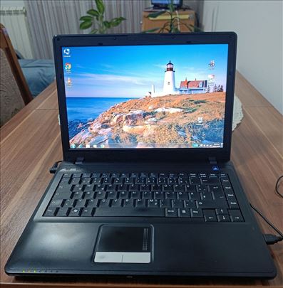 Laptop 14" Dimotion M746SU / 2GHz / 4GB / GeForce 