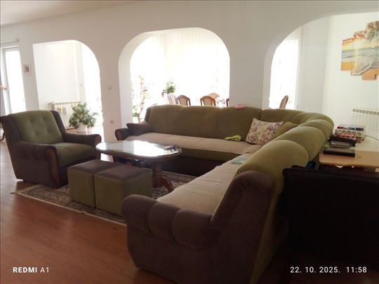 Morović Lux kuća 176m2 sa izlaskom na reku HITNO!