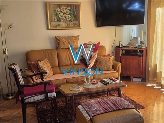 Novi Sad, Nova Detelinara - Uknjižen dvosoban stan