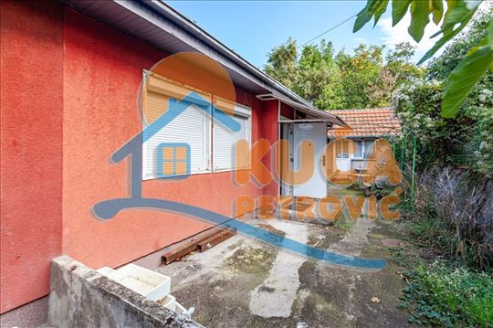 Prodaje se jednoiposoban stan u Mokranjčevoj ulici