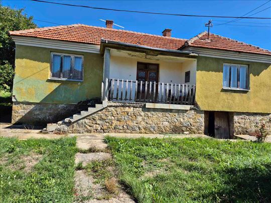 Prodaje se kuca u Draci