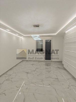 Renoviran | prostran | posebno garažno mesto