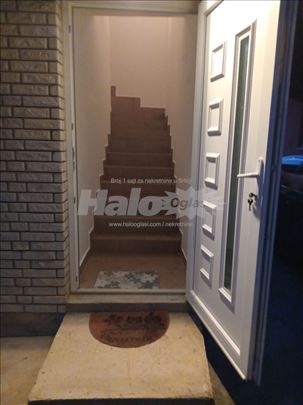 Zemun,Novi grad,miran deo,blizina autobuske stanic