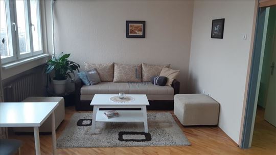 Blok 4, Bulevar Zorana Đinđića, 52 m2