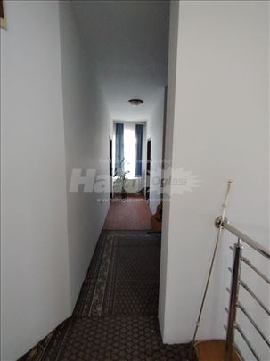 Izdajem stan na Altini