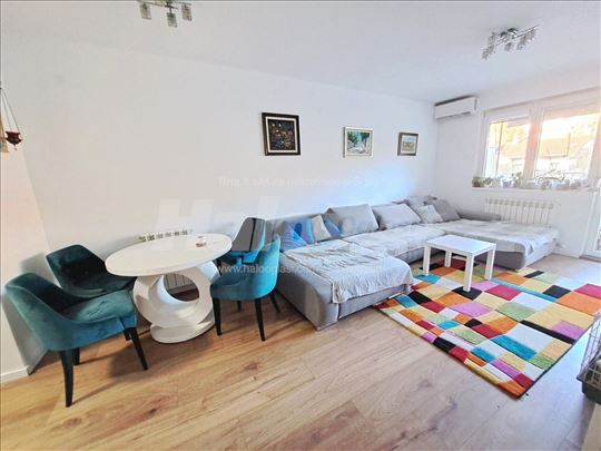 Karaburma dvosoban stan, lift, parking, cg