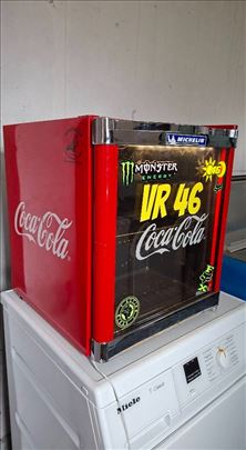 mini bar frizider 50 litara coca cola