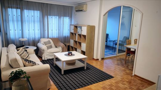 NBgd. Blok 30 moderan 2-soban stan za rentu