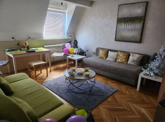 Odlična lokacija – garsonjera kod Betanije!