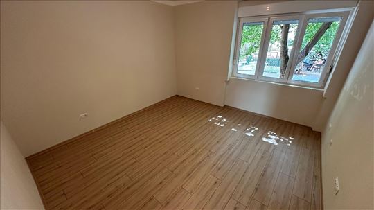 Pravni fakultet, renoviran, može i pp, ID 24677