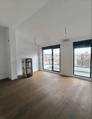 Stan u blizini Vukovog spomenika