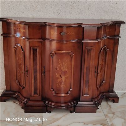 Stilska Trbusna Komoda Puno drvo