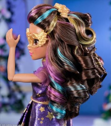 U icorn Academy Sophia Maskarada lutka
