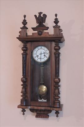 Zidni sat Altdojc-19 vek