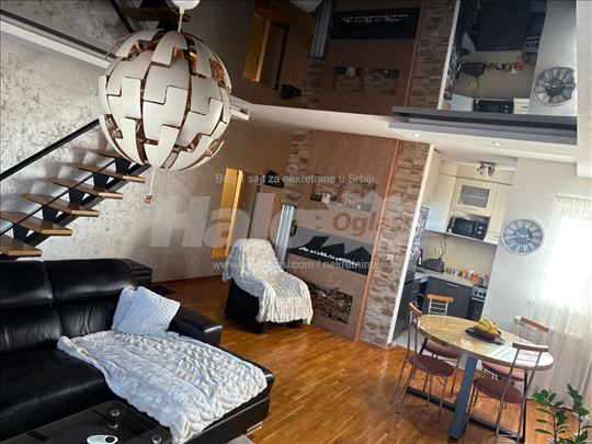 Cvetanova ćuprija, Dupleks + parking mesto