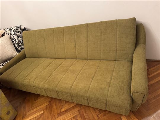 Dva kauca i dve fotelje na prodaju(ocuvano)