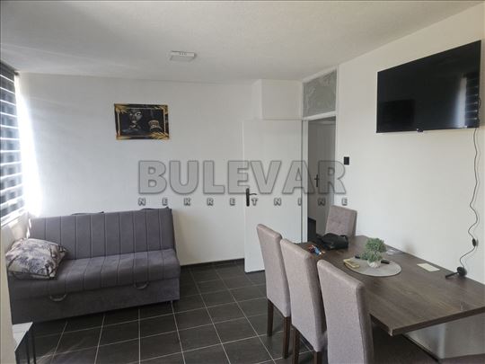 Izdaje se stan  kod Medicinske škole!