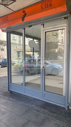 Izdajem poslovni prostor 10 kvadrata