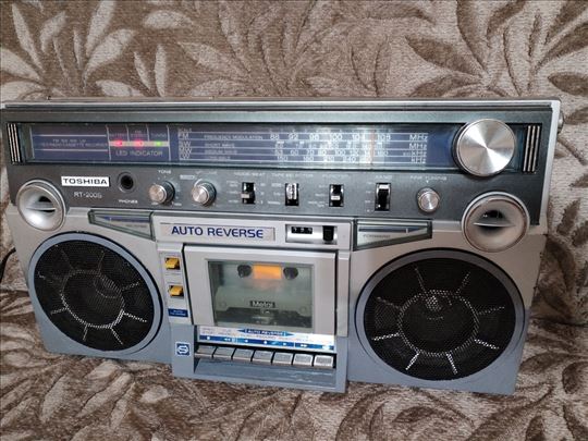 radiokasetofon toshiba rt-200s