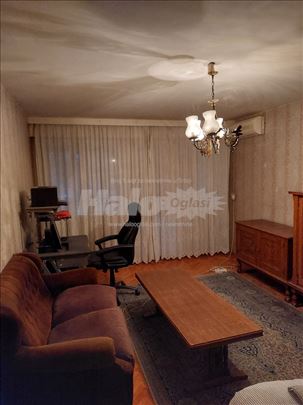 Stan kod Hotela Jugoslavija 78m2