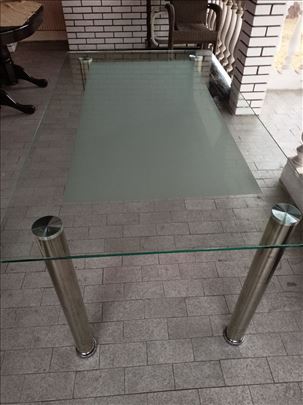 Trpezarijski sto -metal-staklo