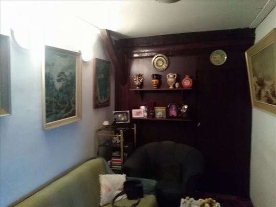 Botanička Bašta 88m2 - potkrovlje ID#2340