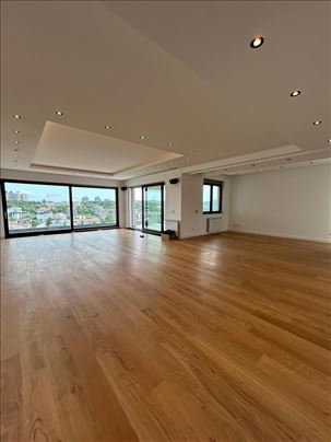 DEDINJE Penthaus + 10 garažnih mesta ID#2269