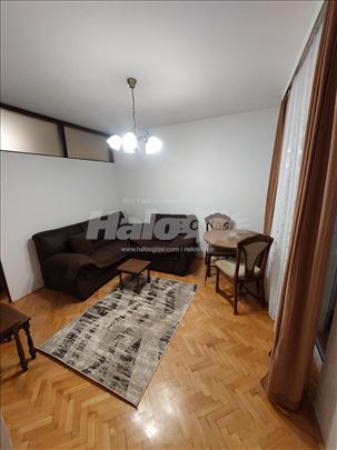 Dvoiposoban stan u centru grada