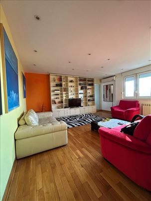 Gospodar Jovanova 5.0, 120m2 -  Dva stana spojena 