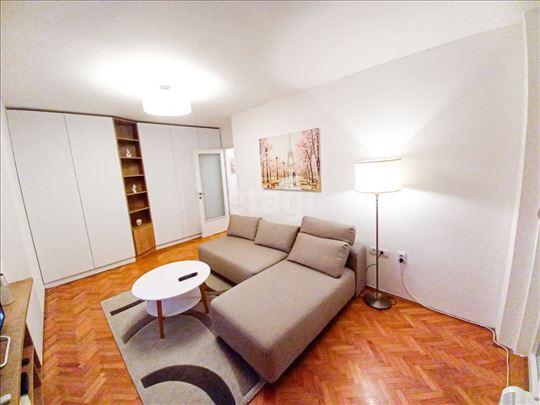 Gospodara Vučića, 60m² - namešten dvosoban stan