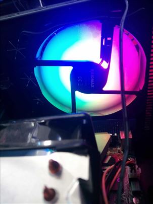 I7 Gejmer COSMOS-8 Generacija racunara