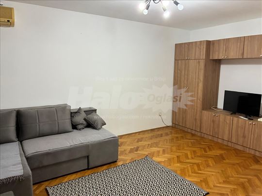 Izdajem stan na Banovom brdu