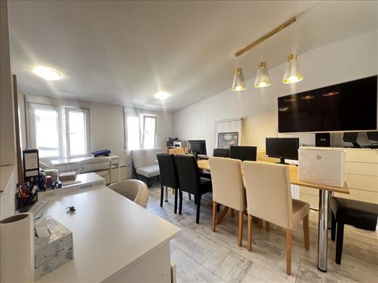 Izdavanje poslovnog prostora na Vozdovcu 50m2 ID#2