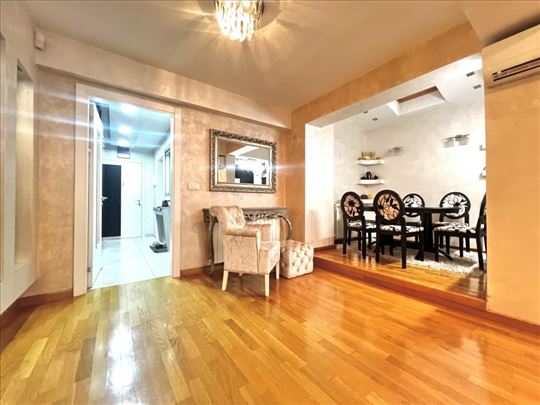 3.0 stan u novogradnji Gundulicev Venac ID#2317