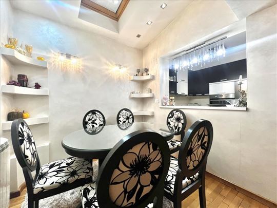 3.0 stan u novogradnji Gundulicev Venac ID#2317