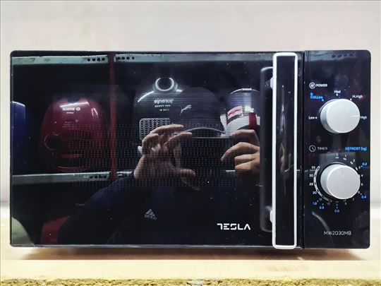 Mikrotalasna Tesla (60)